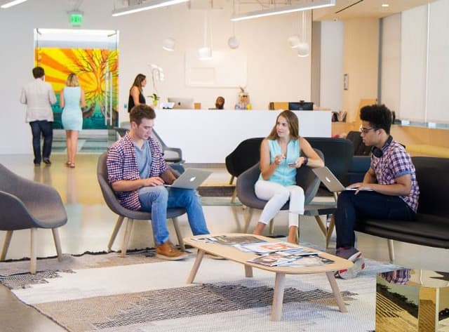 Fullscreen Media company image