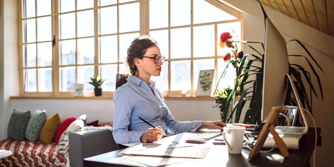 What Does a Copywriter Do and How Do You Become One? Everything You Need to Know