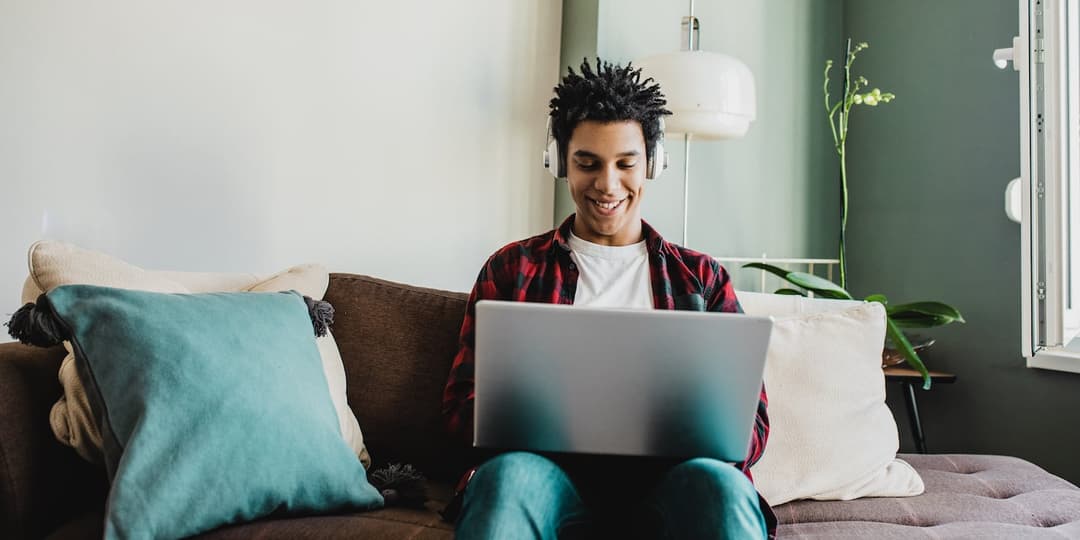 New Grads, Take Note: Here’s How a Personal Website Can Help You Land an Internship or First Job