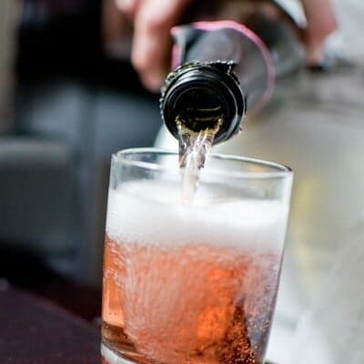Holiday "Cheers!" How to Give the Perfect Toast