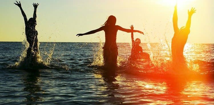 3 Ways to Feel Like You're on Vacation—Every Day