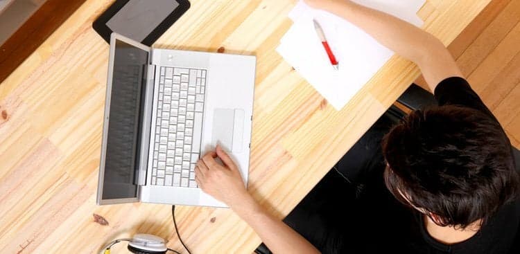 Want to Freelance? 3 Must-Dos Before You Take the Leap