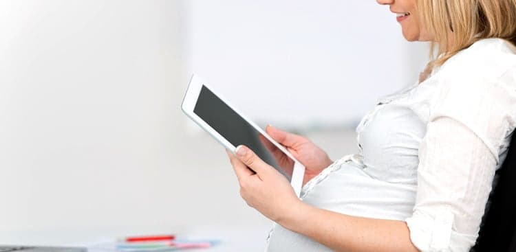 What it’s Like to Be the First Pregnant Woman at a Startup