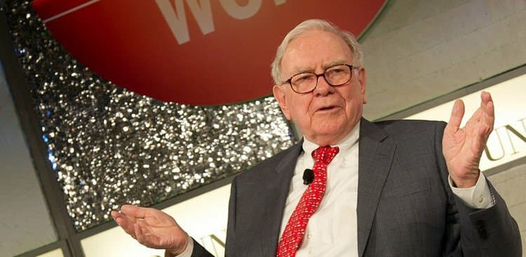 Warren Buffett's #1 Piece of Career Advice