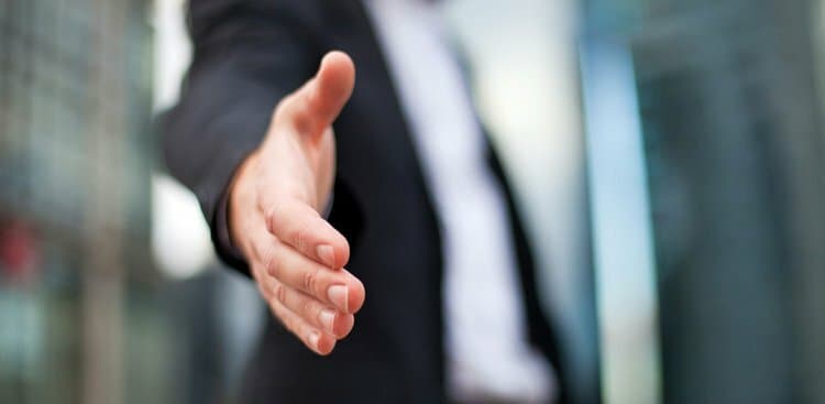 How to Make a Recruiter Work For You