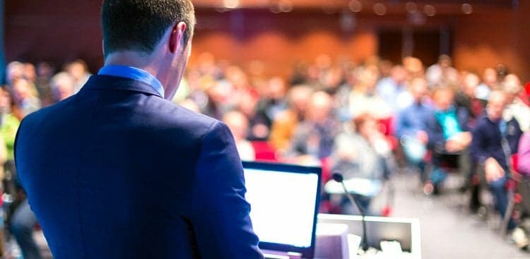 8 Mistakes That Are Killing Your Presentations