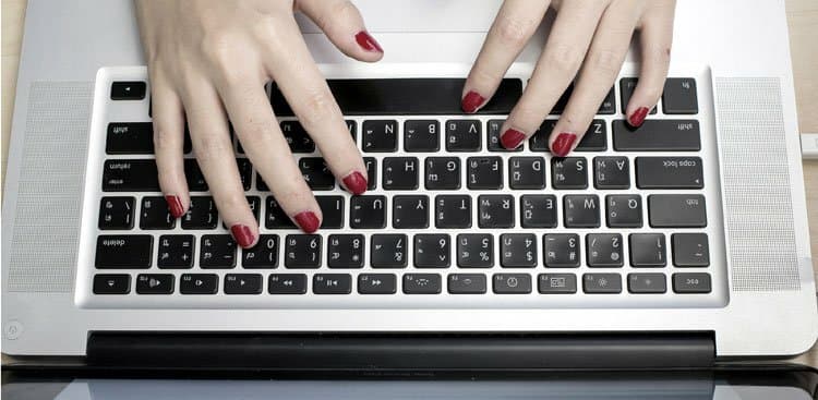 4 Lies (and 1 Truth) About Applicant Tracking Systems