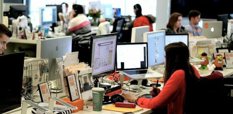 5 Ways Companies Can Attract More Women (Aside From Offering to Freeze Their Eggs)
