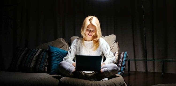 11 Science-Backed Reasons Why Night Owls Get More Done