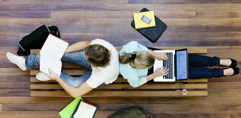 9 Job Search Tips for Soon-to-Be Grads Who Need a Job ASAP