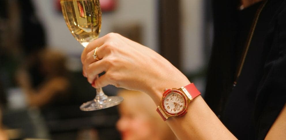 This Champagne-Fueled Shindig Will Make Achieving Your Goals Oh So Much More Fun