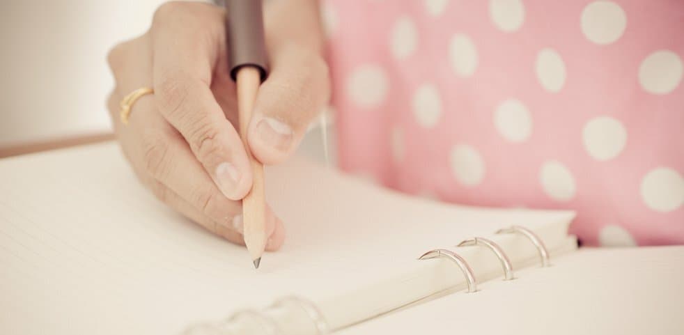 Here's the Trick to Making Names That End in -S Plural