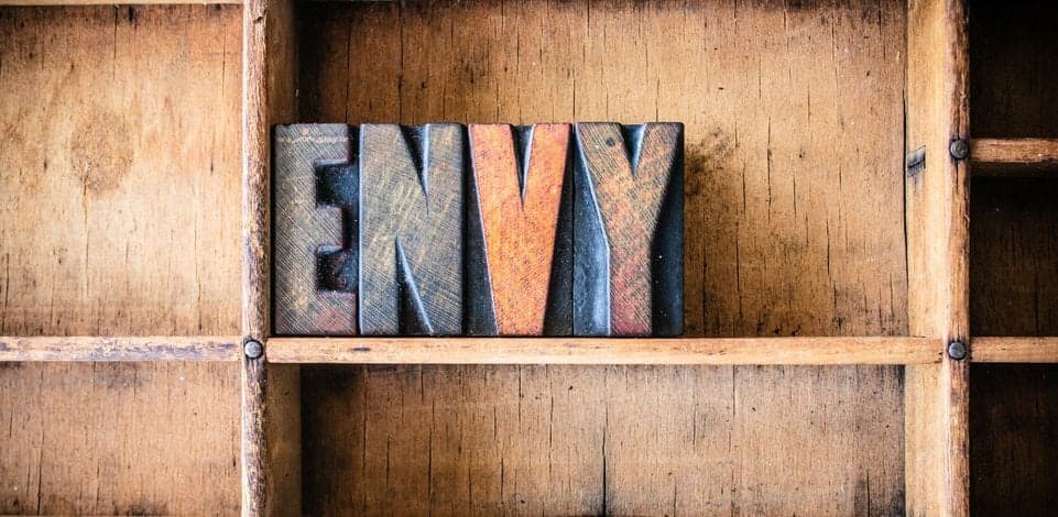 The 3 Most Insane Ways You're Comparing Yourself to Others—Plus, How to Snap Out of It