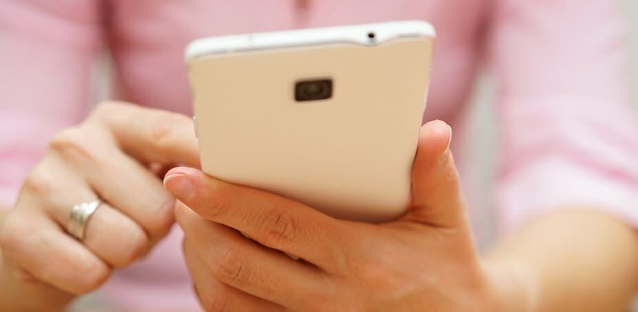 5 Follow-up Emails That Scare Hiring Managers (and What to Write Instead)