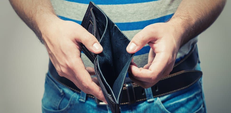 Here's How to Stop the Cycle of Making More Money—and Then Still, Somehow, Spending it All