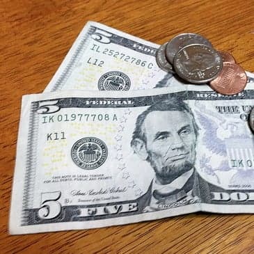 How to Deal: Living on a Budget