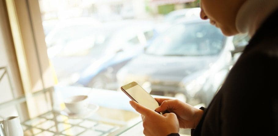 Your Guide to When to Follow Up—and When to Sit Tight and Be Patient