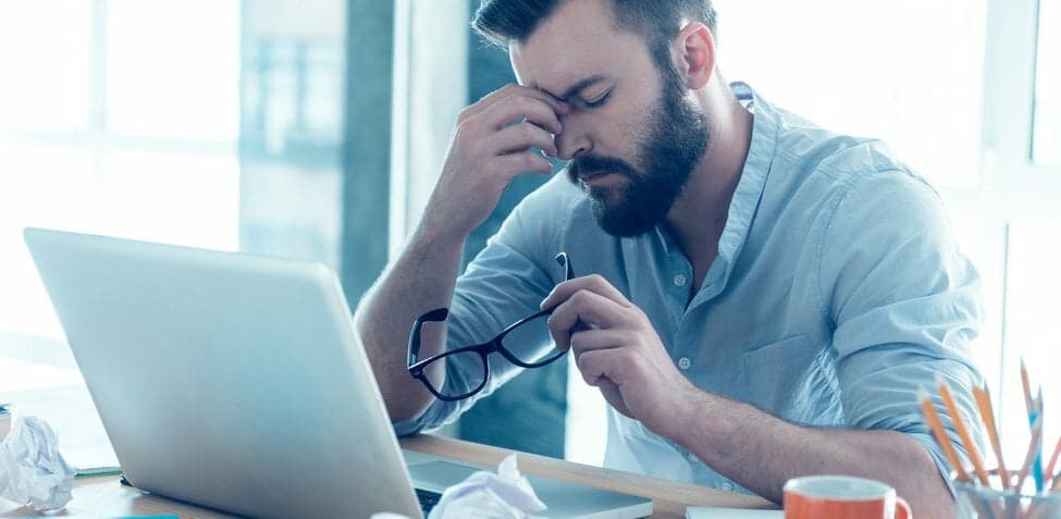 10 Tiny Little Things That Drive You Absolutely Crazy in the Office