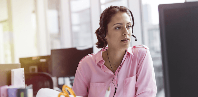 How to Write a Customer Service Resume That Will Catch a Recruiter’s Eye (Example Included!)