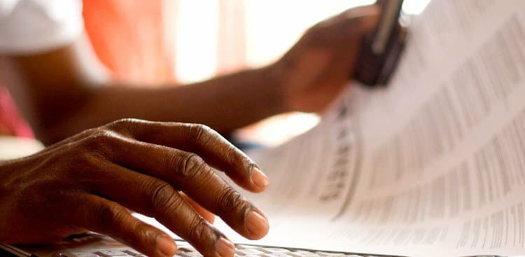 How to Write a Cover Letter That Says You’re OK With a Pay Cut (or a Less Prestigious Title)