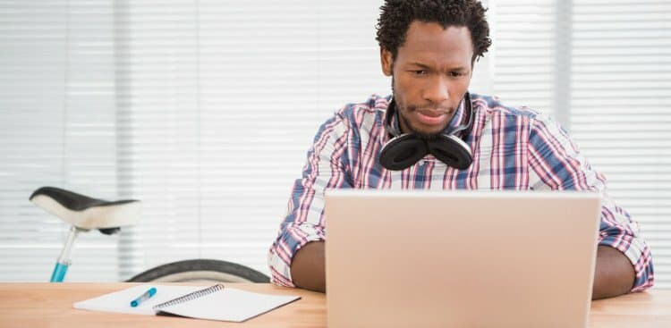 What the Number of Years You've Spent at a Company Says About You, According to a Recruiter