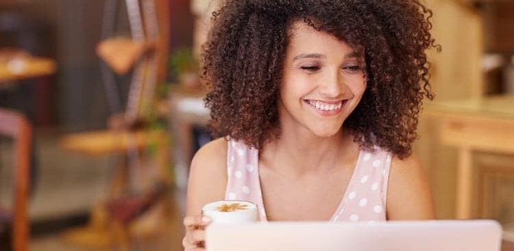 The Simple Change That'll Make Asking a Stranger for Help Much More Successful