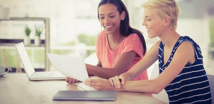 3 Steps That'll Make Accepting Compliments a Whole Lot Easier