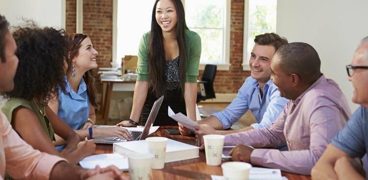 This One Word's Killing Your Credibility at Work—Here's How to Stop Saying It