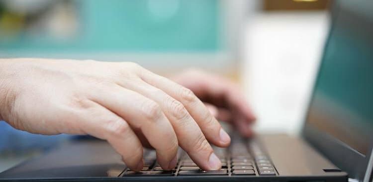 hands typing