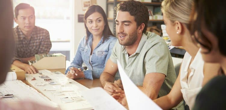7 Ways Quiet People Can Make a Stronger Impression in Meetings (While Staying in Their Comfort Zone)