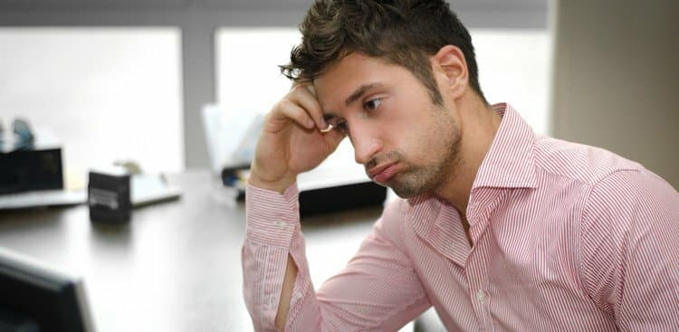 3 Surprising Benefits to Staying in a Job You Hate