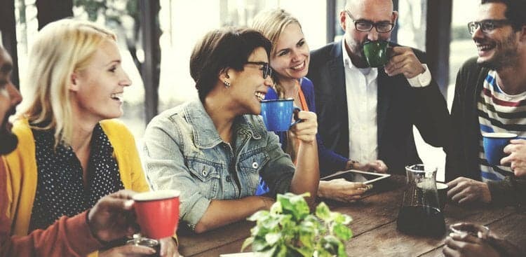 9 Tips for Navigating Your First Networking Event