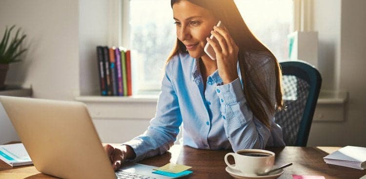 12 Ways to Recharge When You Hit That Midday Slump (That Don't Involve Drinking Coffee)