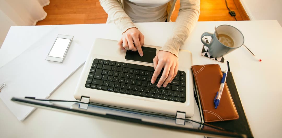 How to Write a LinkedIn Article if You’re Not a Writer (and Still Sound Credible)