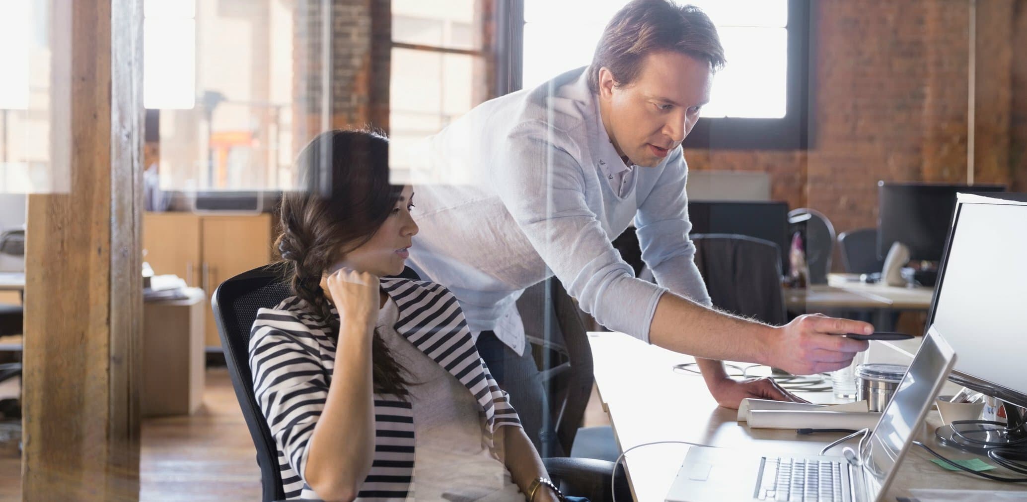3 Signs You've Become That "Old" Co-worker Who's Too Good to Understand New Things