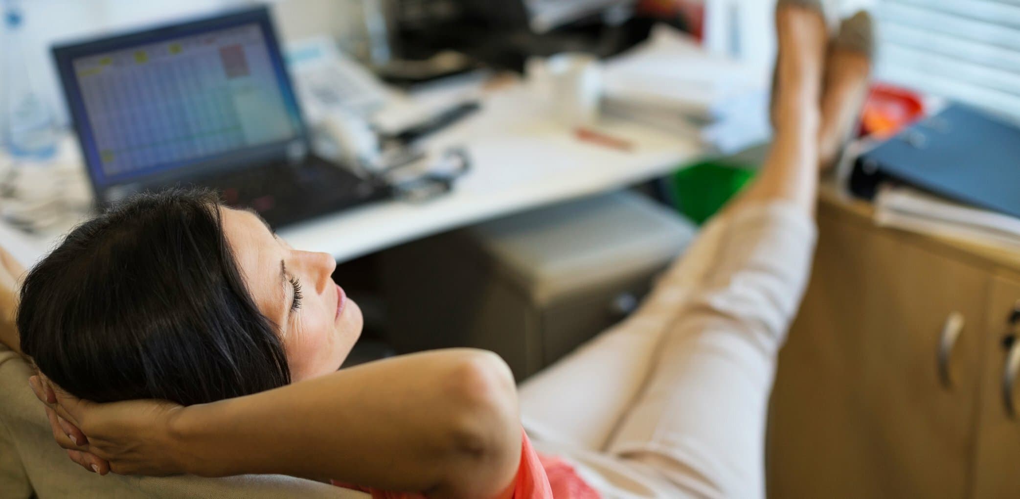 Feeling Completely Unmotivated Today? Here Are 3 Ways to Be Productively Unproductive