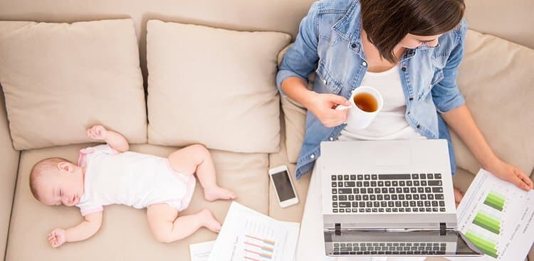 Dear Everyone: Let’s Ban “Working Mom” From Our Vocabulary