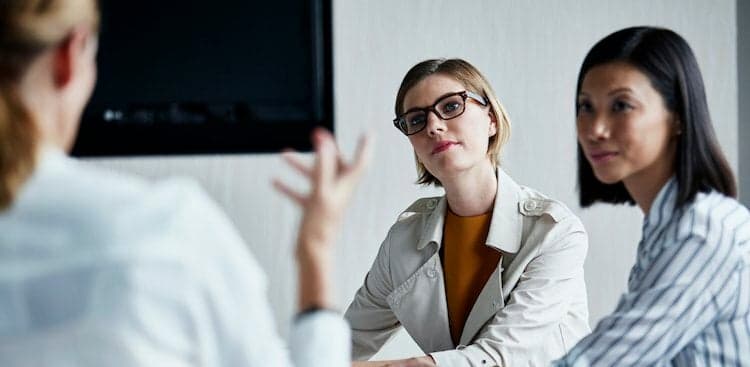 Nervous to Correct Your Boss? This 5-Step Guide Makes it Way Less Scary