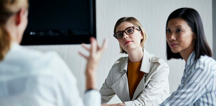 Nervous to Correct Your Boss? This 5-Step Guide Makes it Way Less Scary