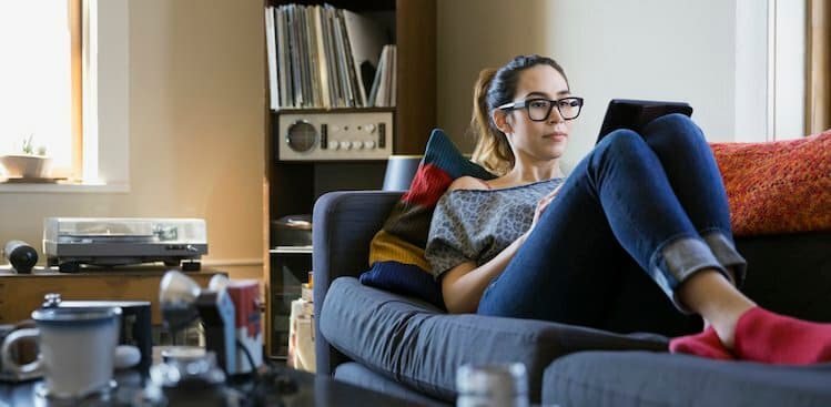 8 Harmless Lies Everyone Tells at Work at Least Once