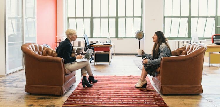4 Little Things That Recruiters Find Just as Awkward as You Do