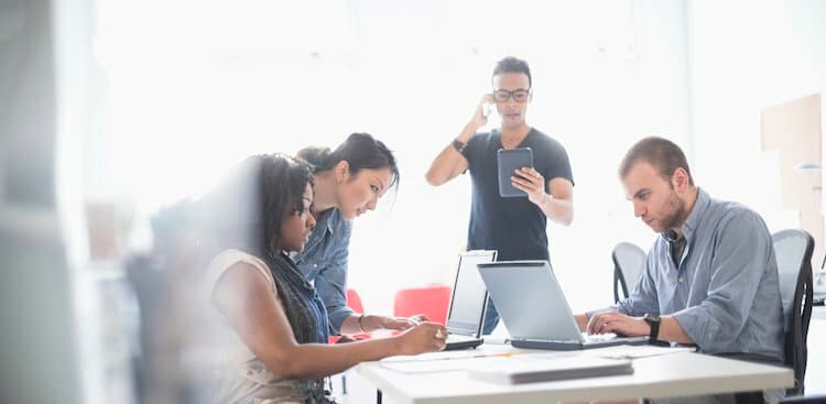 3 Habits That Make Hard Workers Look Like Bad Listeners
