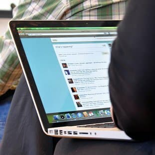 5 Tips for Managing Your Company’s Twitter Account