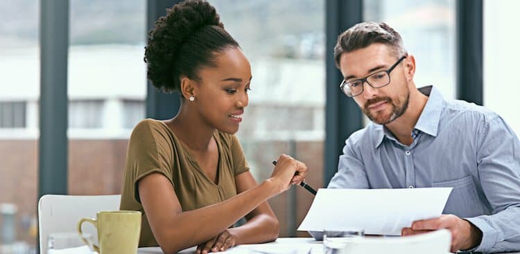 5 Quick Tips for Introverts in Sales (Because Yes, They Can Be Great Salespeople)