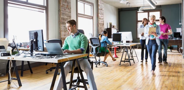 What to Do When You're Not Fitting in With Your Co-workers