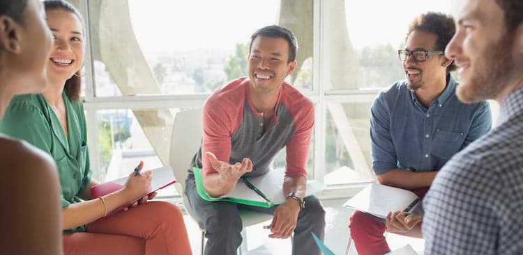 7 Habits of Super Engaging People That You Can Pick Up Today