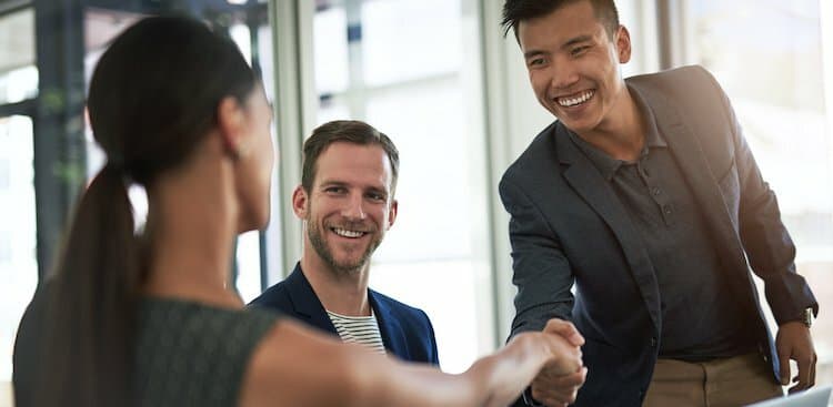 3 Things You Should Do Immediately After Meeting Someone