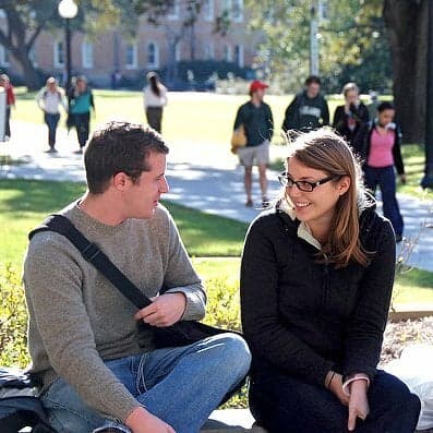 The Right Way to Help a Friend Job Search