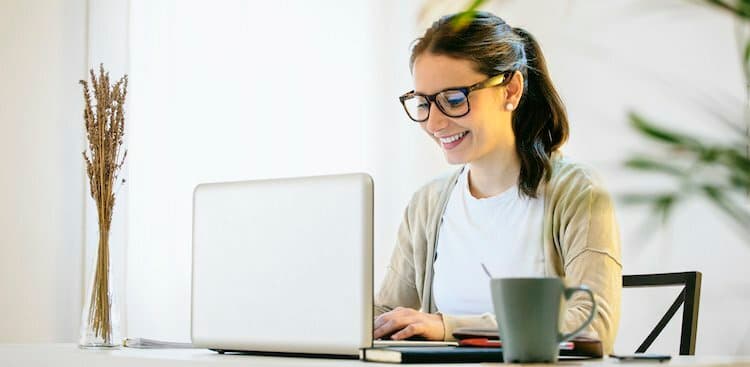 woman on laptop