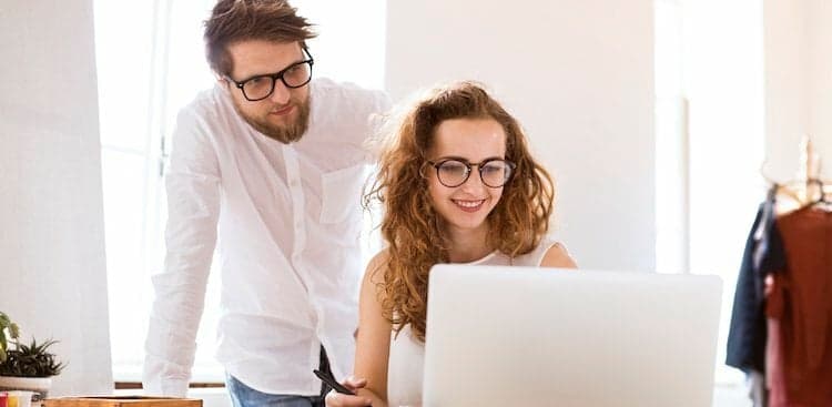 How to Get the Right Kind of Feedback in Your New Job (Because Your Success Depends on It)